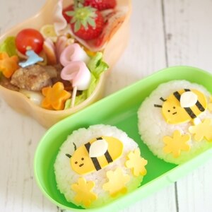 簡単キャラ弁☆チーズＤＥみつばちのお弁当♪